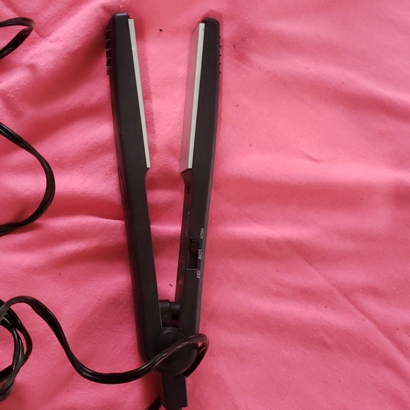 Travel straightner - Picture 2 of 2